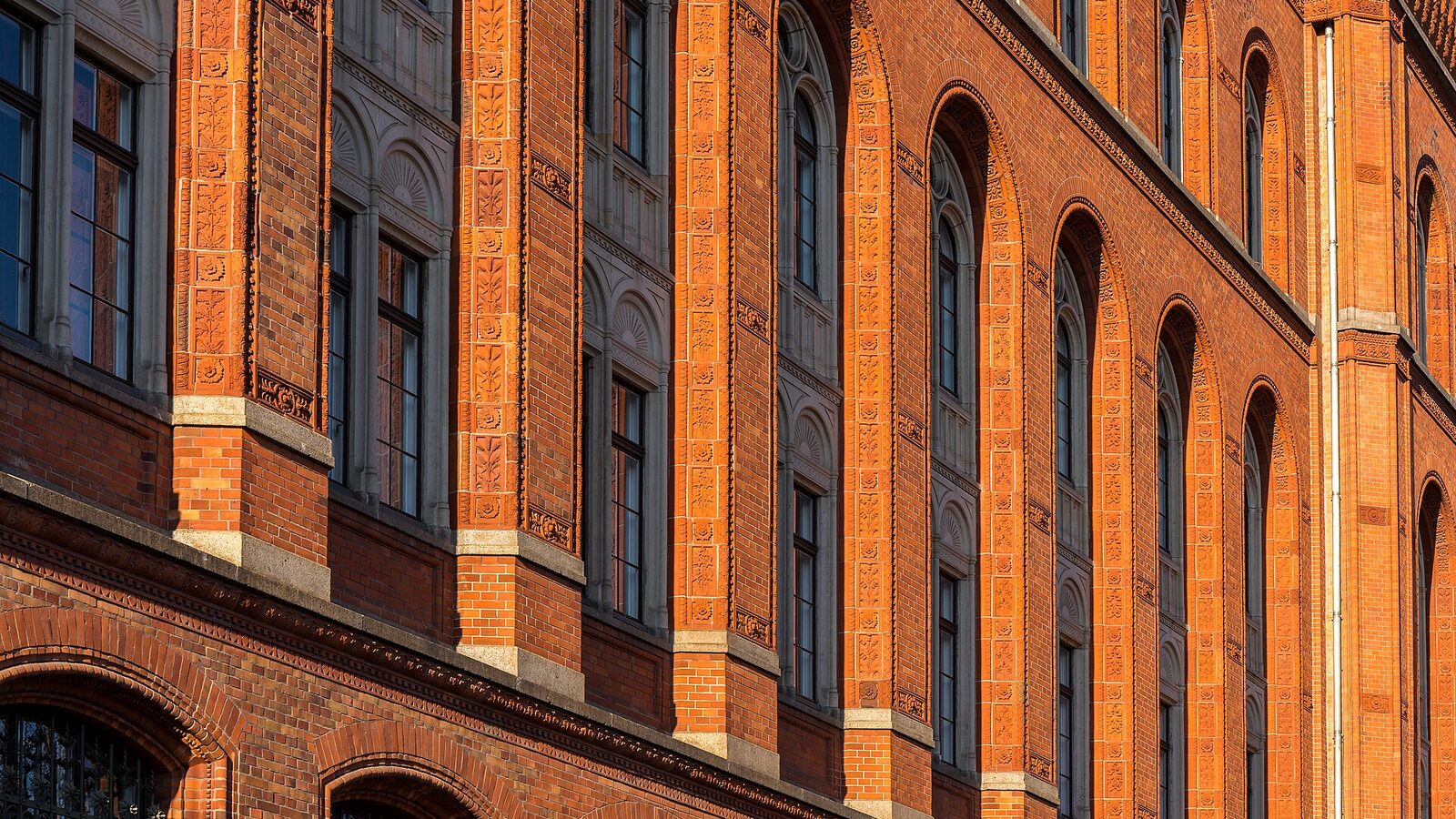 Detail of the east facade of Rotes Rathaus in Berlin