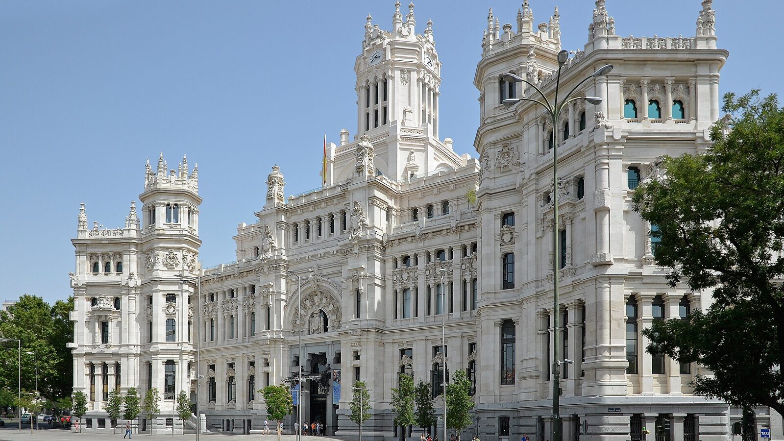 Palacio de Comunicaciones, Plaza de Cibeles (square) in Madrid (Spain)
