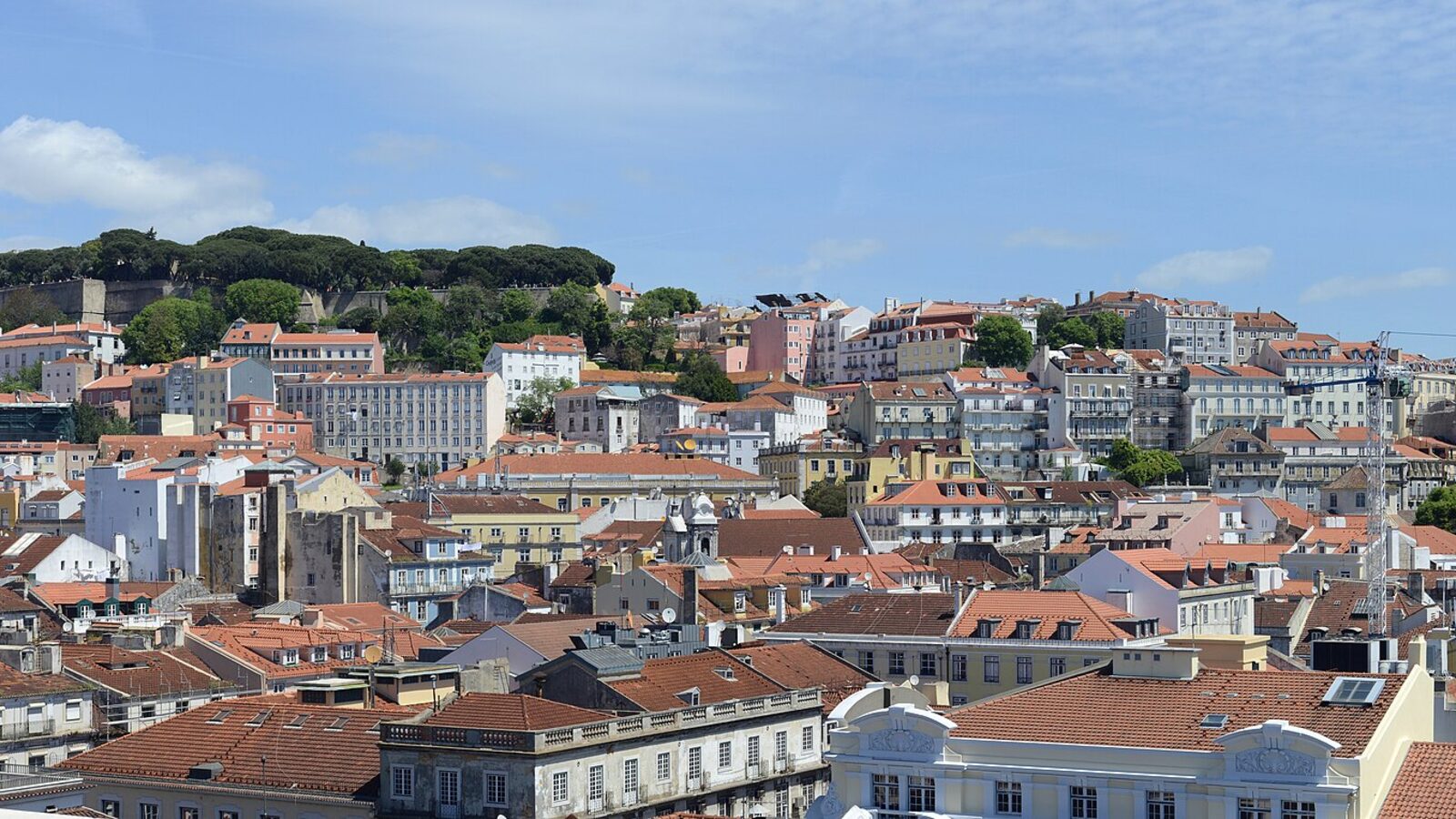 The Castle of St. Jorge viewed from the Triumphal Arch of Rua Auguta. Lisboa, Portugal