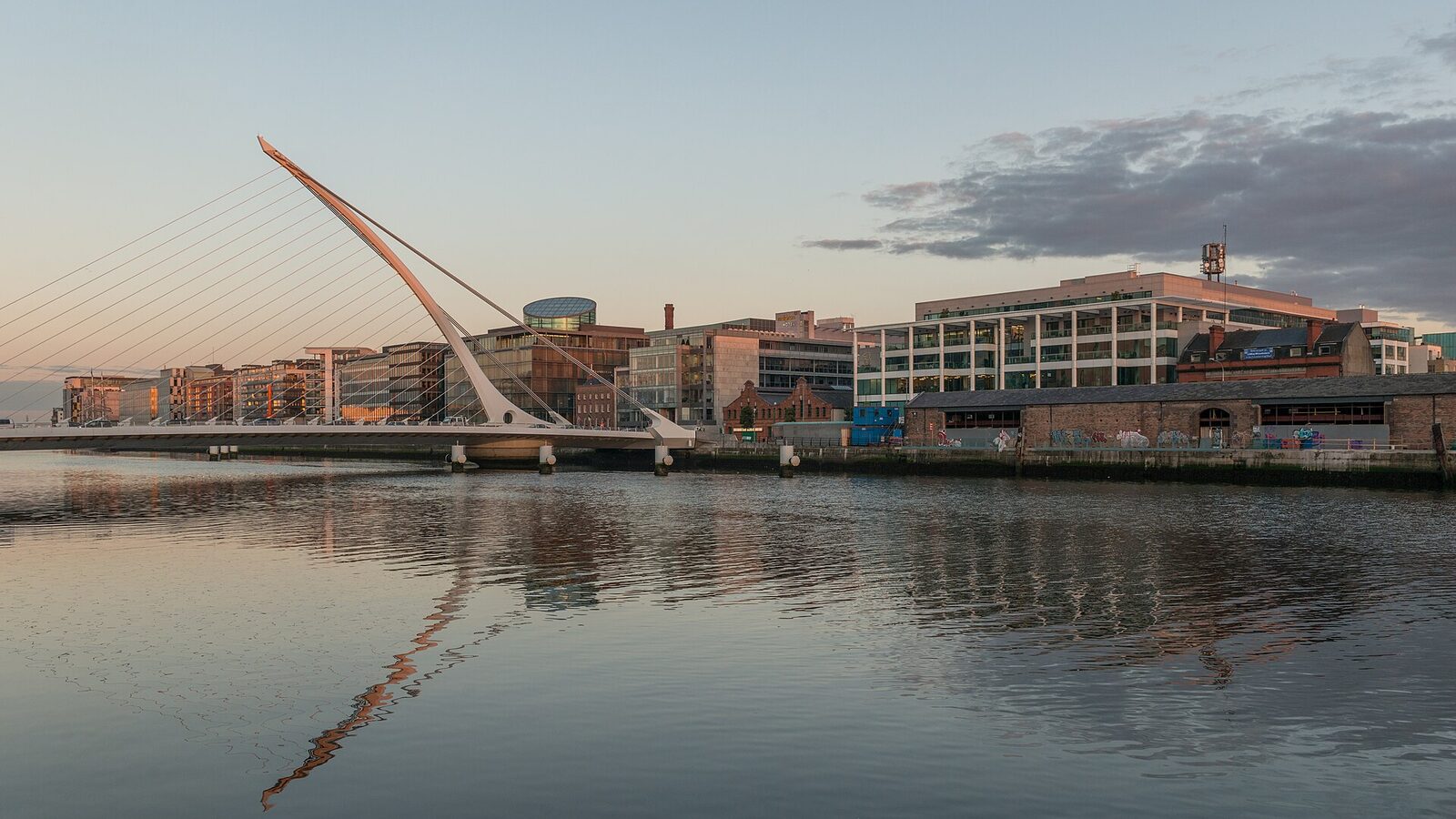 A view of Samuel Beckett Bridge and Sir John Rogerson's Quay
